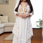 The Perfect Lace-Detailed Kurta with Thread Mirror